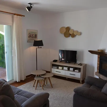Casa Con Jardin, Piscina Y Terraza A 3 Km De La Playa De - Es-323-1 * L'Estartit